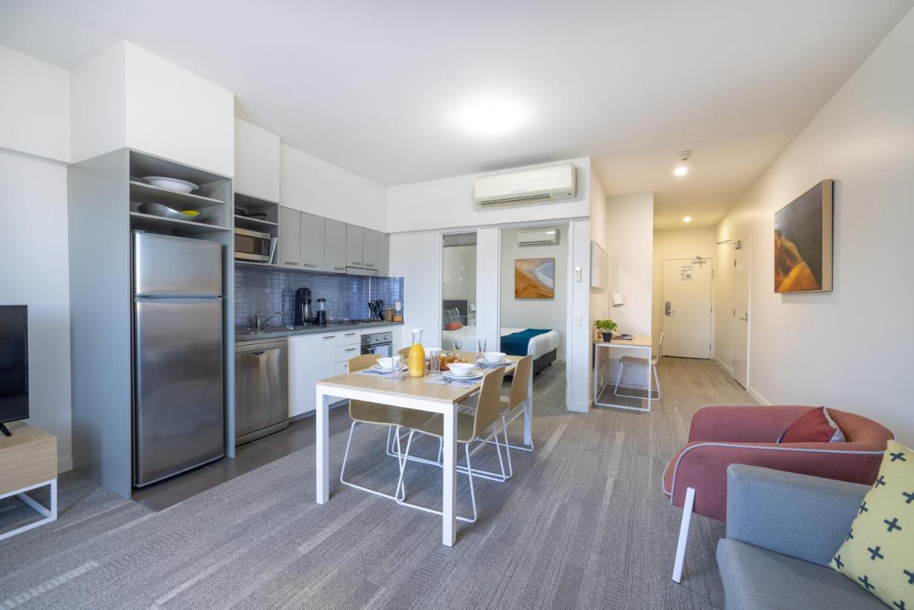 Aligned Corporate Residences 매카이 외부 사진