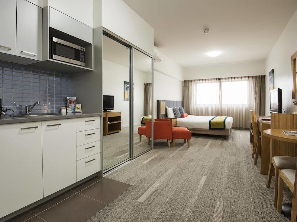 Aligned Corporate Residences 매카이 외부 사진